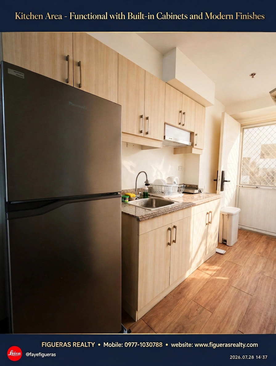 luxury_kitchen_sunlit